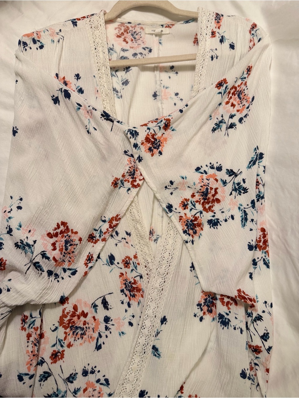 Cream and floral sheer cover/jacket shirt size m